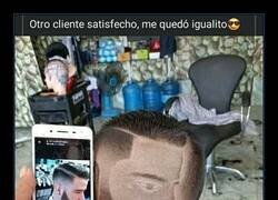 Enlace a Yo: solo un degradado. El barbero: