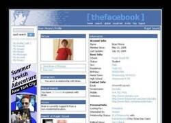 Enlace a El diseño original de Facebook, 2004