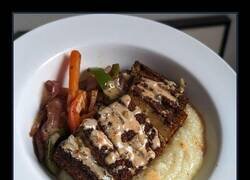Enlace a  El tofu, versátil como siempre, malo como nunca