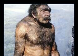 Enlace a Así era como lucía un neandertal hace entre 130.000 y 40.000 años.