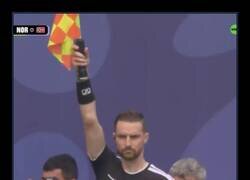 Enlace a Lo anularon porque no te puede meter un gol el actor de El Mentalista