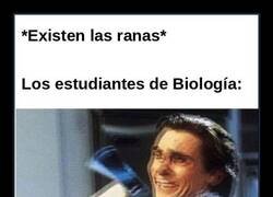 Enlace a Estudiantes de biología encontrando su propósito