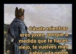 Enlace a Atrapado por decreto