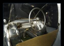 Enlace a Fotografías de L'Œuf électrique (El Huevo Eléctrico), construido por Paul Arzens (1903-1990) en 1942