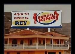 Enlace a Cuando tu trono es de pagp