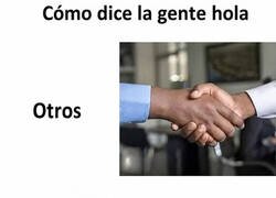 Enlace a Yo evitando saludos como si fuera ilegal
