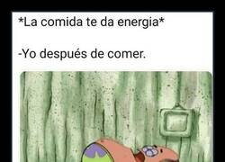 Enlace a La comida promete energía, entrega siestas