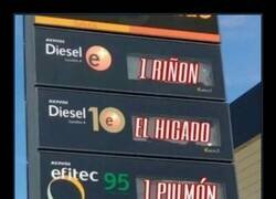 Enlace a Repsol actualiza el precio de la gasolina y del diésel, que pasan a tener estos precios