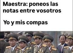 Enlace a Cuando la nota depende de tus compas, hasta el peor alumno acaba con más medallas que un general