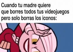 Enlace a Cuando tu madre ataca la carpeta equivocada y el juego sobrevive