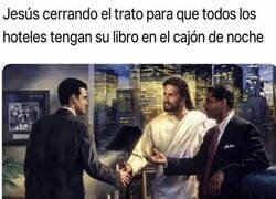 Enlace a El único influencer que lleva 2000 años con el mismo producto y sigue teniendo distribución garantizada