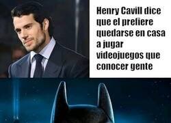 Enlace a Henry Cavill nos representa, pero nosotros sin ese facecard