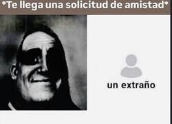 Enlace a Cuando tiene 63 amigos en común pero aún así no es para fiarse
