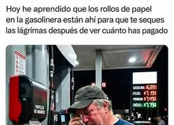 Enlace a El papel que hay en las gasolineras