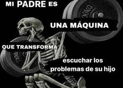 Enlace a Un padre es una máquina de convertir tus problemas en una competición