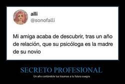 Enlace a Mi amiga acaba de descubrir algo sobre su psicóloga