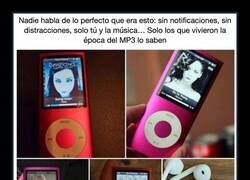 Enlace a Solo los que vivieron la época del MP3 lo saben