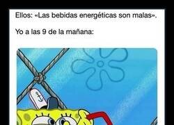 Enlace a Ellos: las bebidas energéticas son malas. Yo: