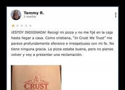 Enlace a La reseña más indignada de una pizzería