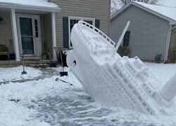 Enlace a Unos muñecos de nieve con final de película