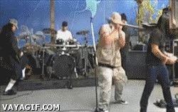 lolamen,hostia,guitarrista,guitarra