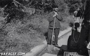 zas,repartidor,blanco y negro