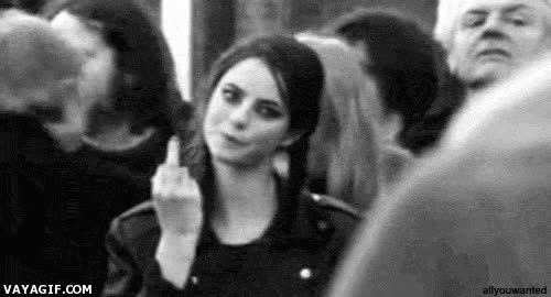 fuck you,def. gráfica,chica