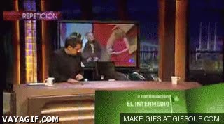 Berto se da la torta padre buenafuente,berto