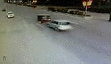 por los pelos,coche,accidente