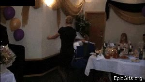 suegra,pokemon,novia,caida,Boda,Abrazo