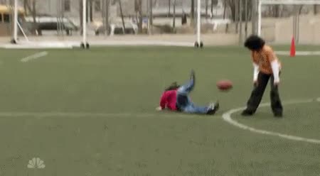 fail,hostia,niño,futbol americano,balon de rugby,headshot