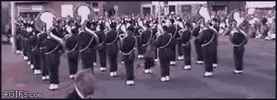 zancadilla,traveta,niño,soldado