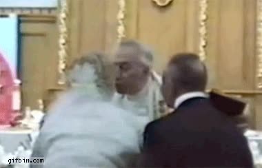 Sacerdote,Sacerdote Troll,Iglesia,Cura