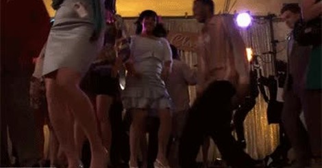 ¡Vaya GIF! / Él a su rollo