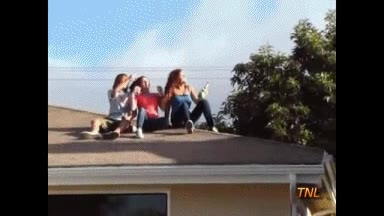 FAIL,tejado,satar,chicas,impresionar,Borracho