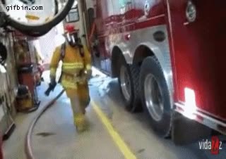 bombero,caída,fail,manguera