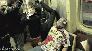 comodidad,metro,estirarse,leer