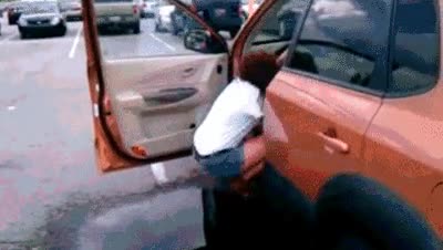 coche,charco,fail,caída,hostia