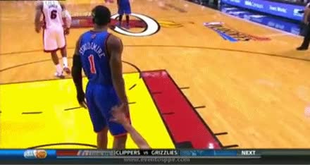 baloncesto,basket,pista,ayudar,dar la mano,cabrón,nba