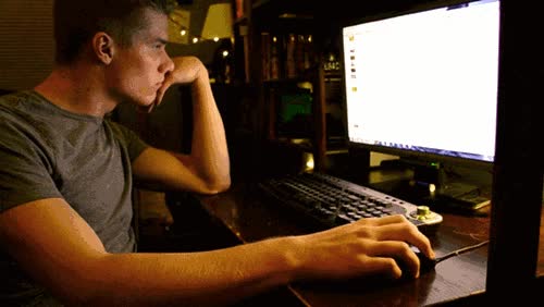 pasar,navegar,ratón,ordenador,expresión,aburrido