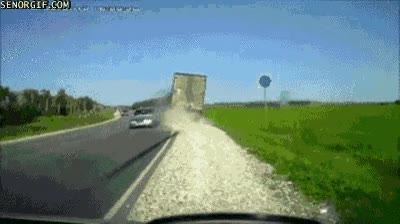 esquivar,coche,direcci&oacute;n contraria,cami&oacute;n