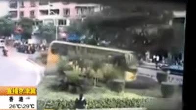 autob&uacute;s,parque,atajo,fail