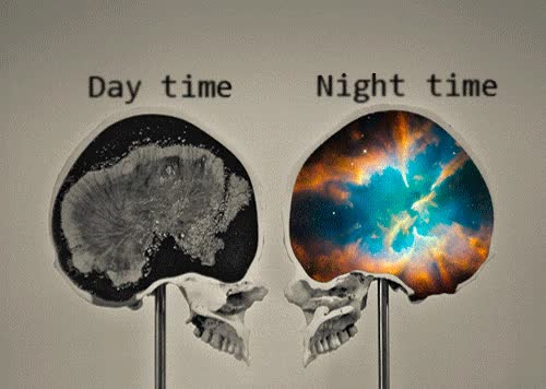 Por la noche, cuando tu cerebro empieza a dar vueltas y más vueltas imaginación,cerebro,de día,de noche