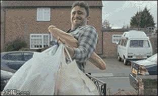 caminar,hombre,bolsas,shopping,llegar,casa