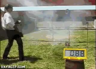 disparar,pistola,disparo,pum