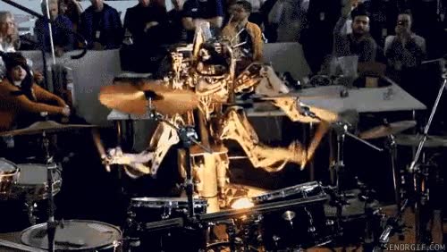 robot,cresta,batería,es punk el robot!,cuatro brazos