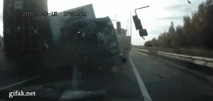 parabrisas,salvado,accidente,chocar,camion,suerte