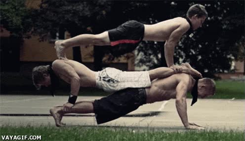 flexiones,tres,simultaneas,ejercicio,chicos