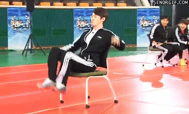 pedales,invisible,Silla,Korea,ruedecitas,asiaticos