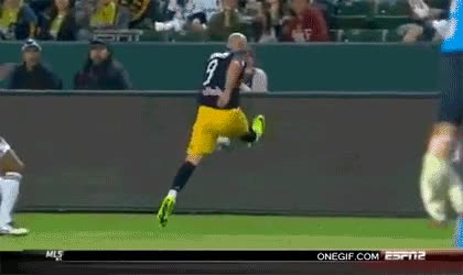 cara,pelotazo,disparo,chute,pelos,pelota,jugador,futbol